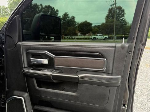 Used 2023 RAM 2500 Laramie w/ Night Edition AWD/4WD image 29