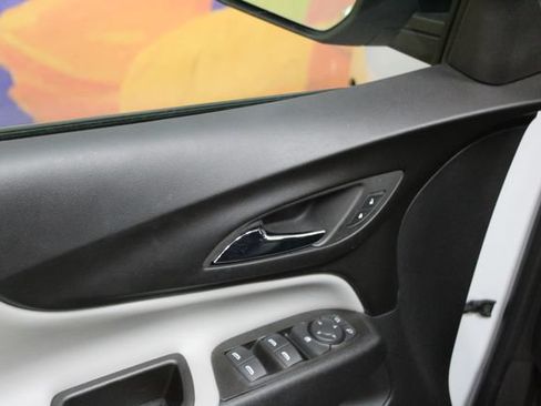 Used 2022 Chevrolet Equinox LT FWD image 13