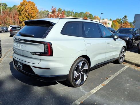 New 2025 Volvo EX90 Ultra w/ Protection Package Premier image 3