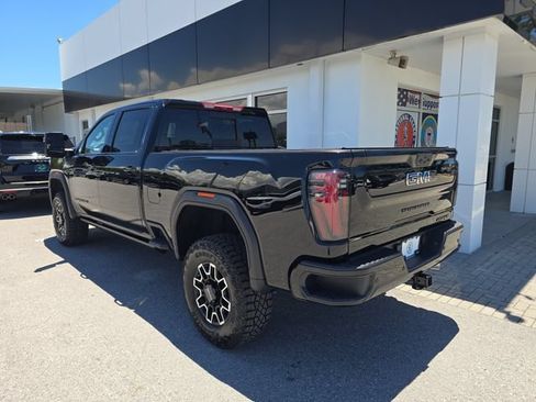 New 2026 GMC Sierra 2500 AT4X w/ LPO, Black Badging Package AWD/4WD image 5