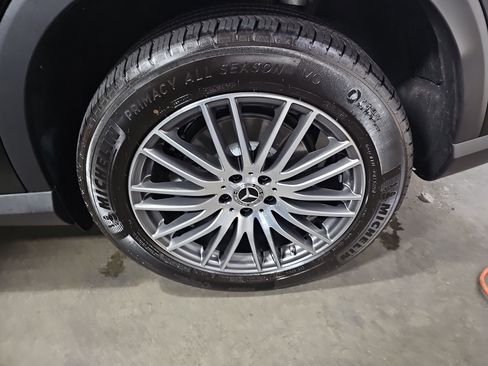 Certified 2026 Mercedes-Benz GLC 300 4MATIC image 36