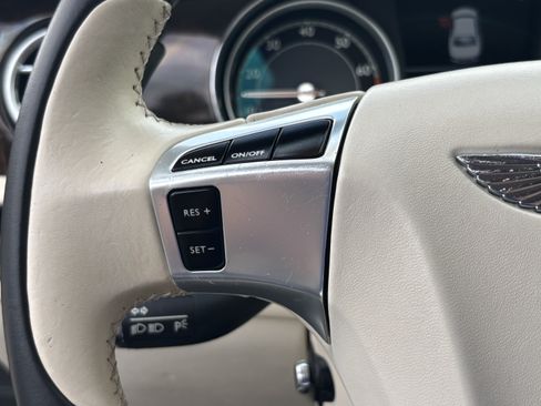 Used 2014 Bentley Flying Spur W12 AWD/4WD image 19