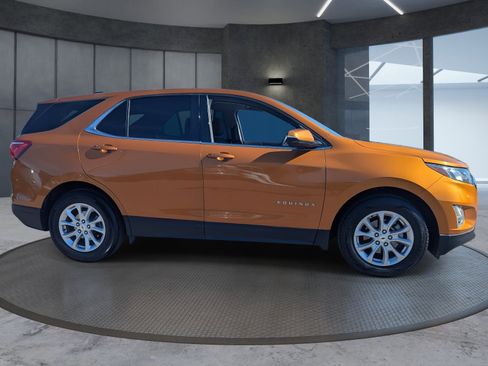 Used 2018 Chevrolet Equinox LT image 7