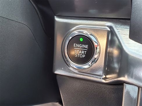 Used 2023 Ford F150 Lariat w/ Equipment Group 502A High image 15