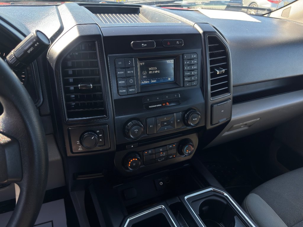 Used 2015 Ford F150 XL w/ Equipment Group 101A Mid AWD/4WD image 16