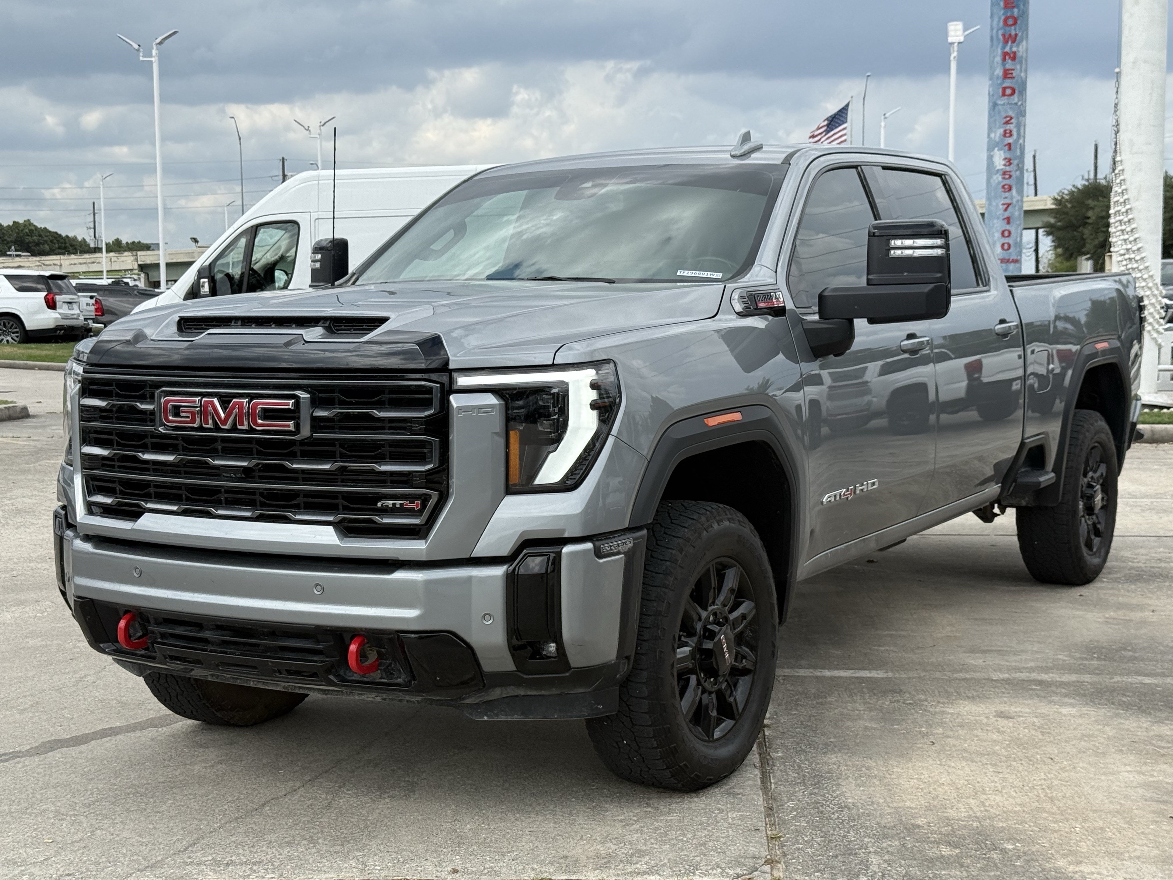 Used 2026 GMC Sierra 2500 AT4 AWD/4WD image 10