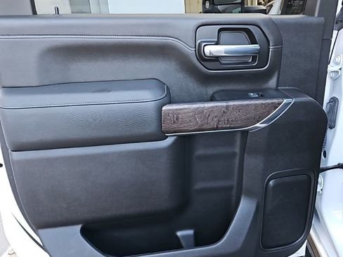 Used 2022 GMC Sierra 3500 Denali w/ Denali Ultimate Package AWD/4WD image 15