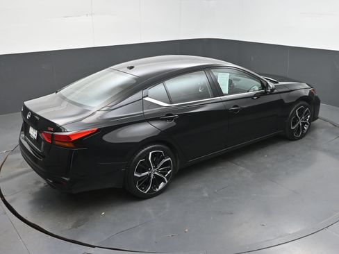 Certified 2025 Nissan Altima 2.5 SR FWD image 32