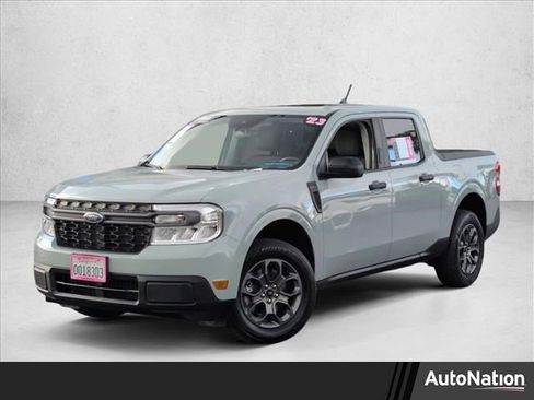 Used 2023 Ford Maverick XLT image 1