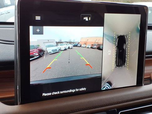 Used 2020 Lincoln Aviator Reserve w/ Equipment Group 202A image 17