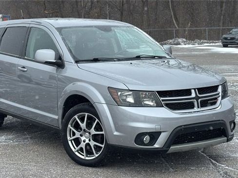 Used 2016 Dodge Journey R/T w/ Driver Convenience Group image 2
