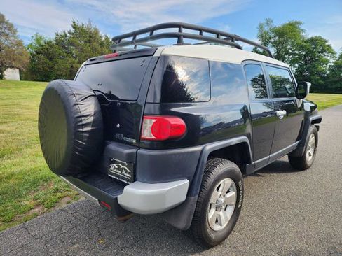 Used 2007 Toyota FJ Cruiser 4WD image 6
