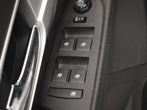 Used 2017 GMC Terrain SLE image 31