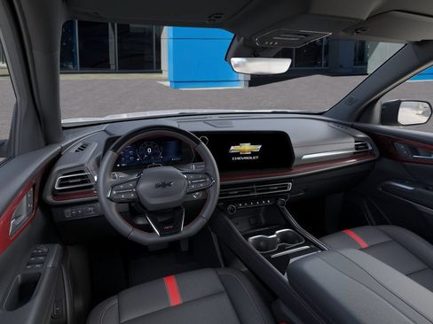 New 2026 Chevrolet Traverse RS w/ LPO, Floor Liner Package FWD image 15