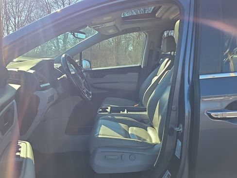 Used 2019 Honda Odyssey Touring image 15