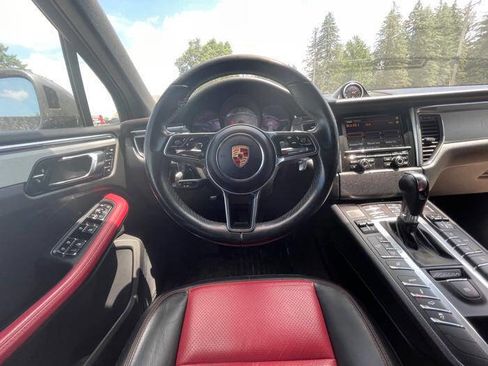 Used 2015 Porsche Macan S AWD/4WD image 33