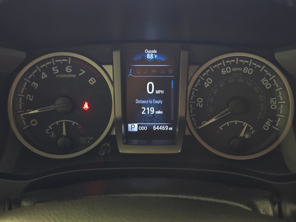 Used 2021 Toyota Tacoma Limited AWD/4WD image 36