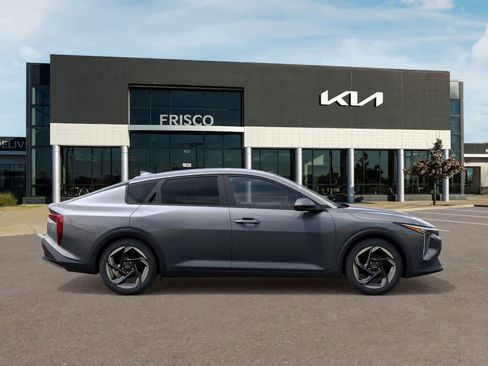 New 2026 Kia K4 EX image 7