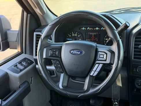 Used 2018 Ford F150 XL w/ Equipment Group 101A Mid image 13