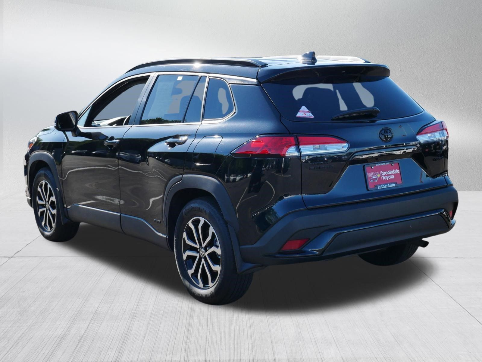 Certified 2024 Toyota Corolla Cross AWD Hybrid image 5