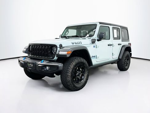 Used 2024 Jeep Wrangler Willys image 3