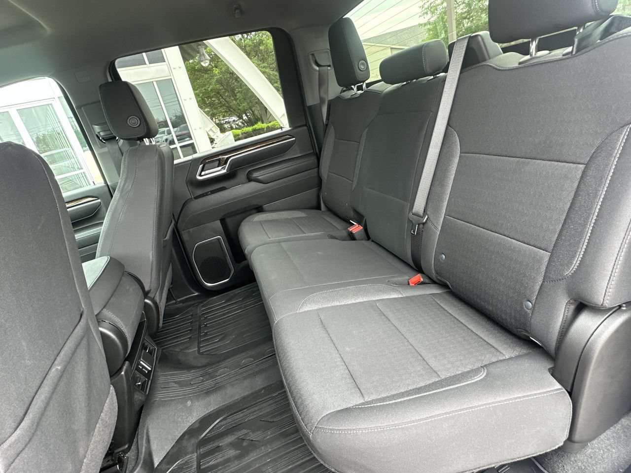 Used 2025 GMC Sierra 2500 SLE w/ SLE Value Package; AWD/4WD image 25
