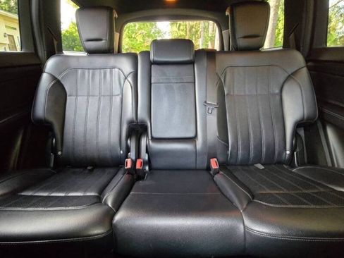 Used 2017 Mercedes-Benz GLS 450 4MATIC image 16