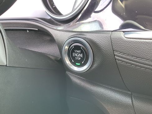 Used 2023 Buick Encore GX Select FWD image 31