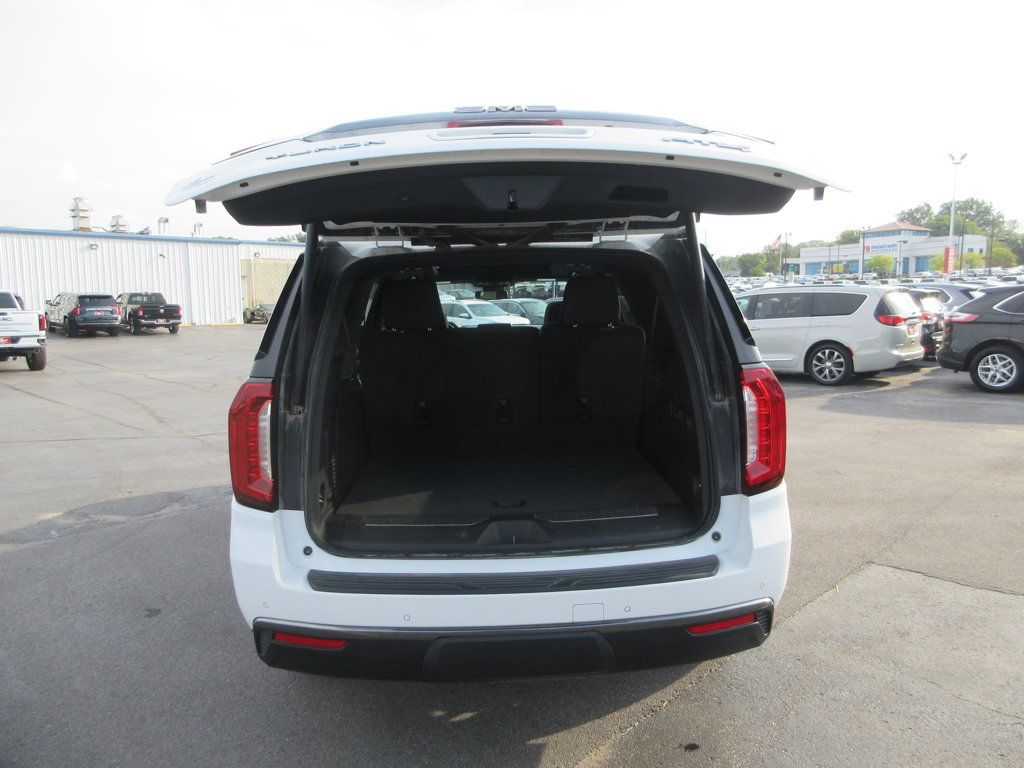 Certified 2024 GMC Yukon XL AT4 w/ Technology Package AWD/4WD image 8