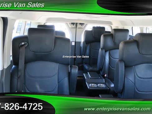 Used 2023 Ford Transit 350 XLT RWD image 2