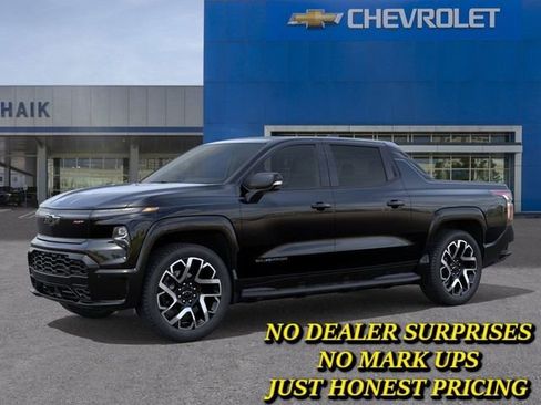 New 2024 Chevrolet Silverado EV RST AWD/4WD image 2