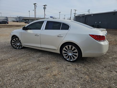 Used 2012 Buick LaCrosse Touring image 7