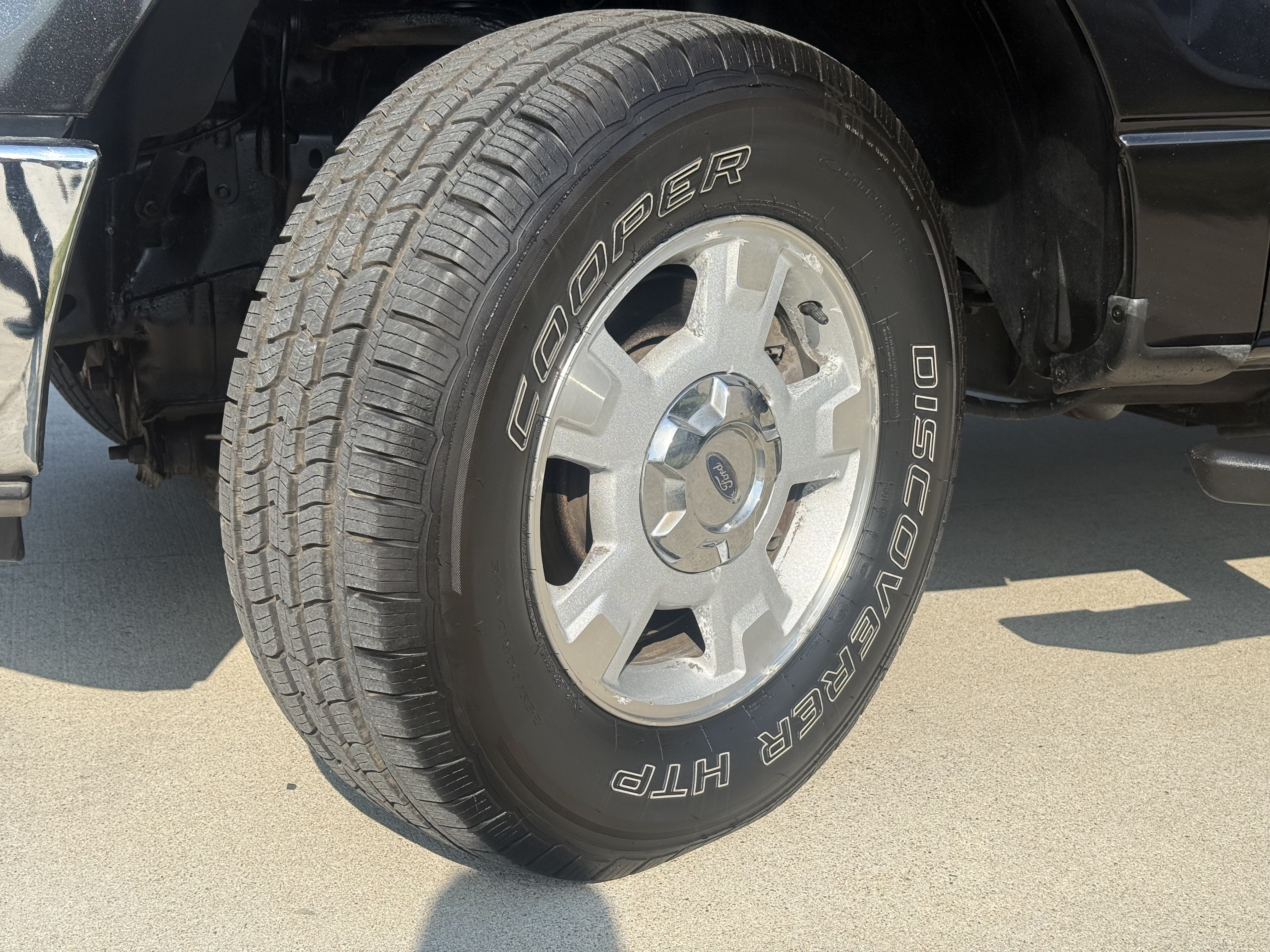 Used 2014 Ford F150 XLT AWD/4WD image 17