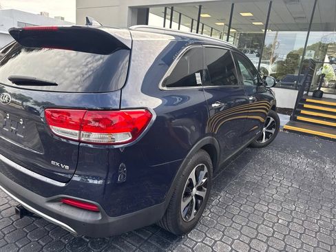 Used 2018 Kia Sorento EX AWD/4WD image 5