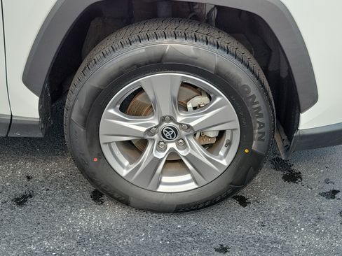 Certified 2024 Toyota RAV4 XLE AWD/4WD image 7