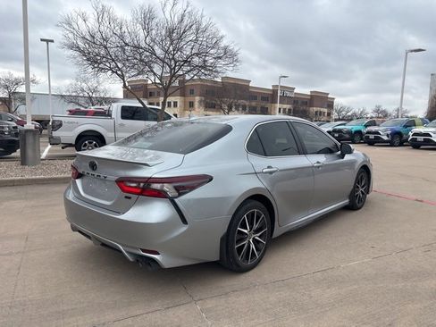 Certified 2023 Toyota Camry SE image 5