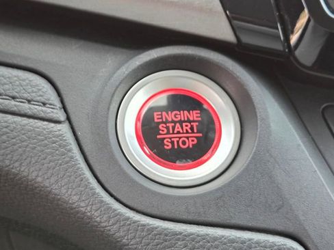 Used 2023 Honda Odyssey EX-L image 17