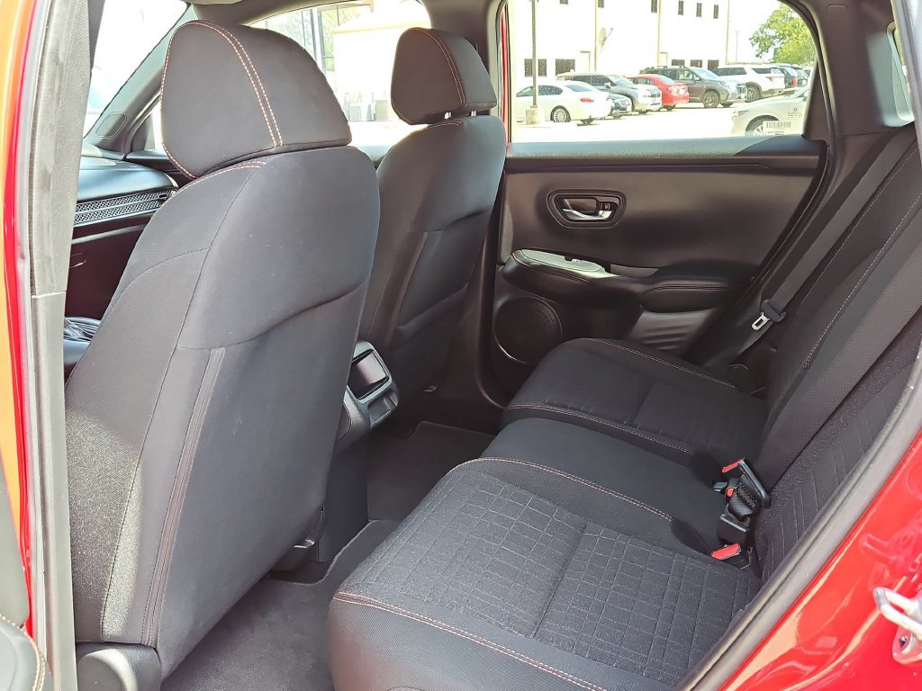 Used 2025 Honda HR-V Sport image 25