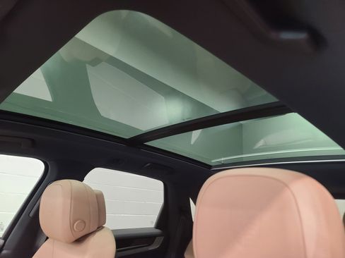 New 2026 Porsche Cayenne image 25