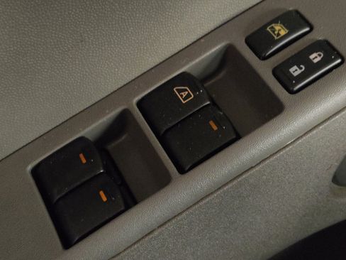 Used 2016 Nissan Frontier SV w/ SV Value Truck Package image 27