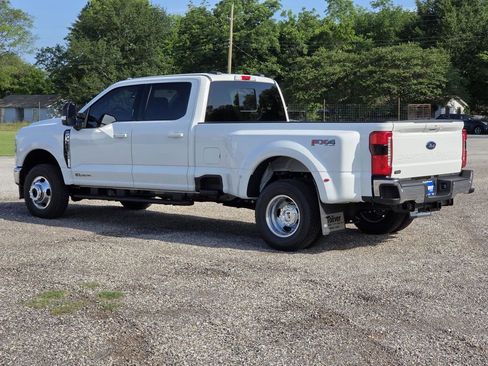 New 2026 Ford F350 Lariat w/ Lariat Premium Package AWD/4WD image 4