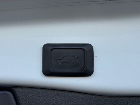 Used 2023 Toyota RAV4 XSE image 16