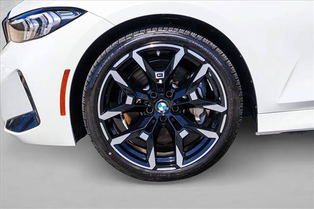Certified 2026 BMW 330i xDrive Sedan AWD/4WD image 9