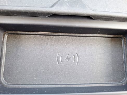 Used 2024 Land Rover Defender 110 S AWD/4WD image 23