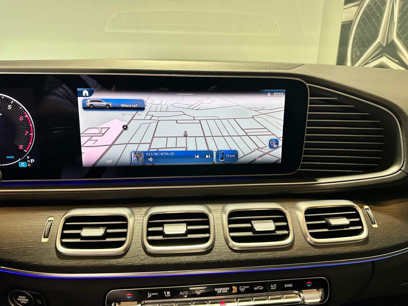 Certified 2025 Mercedes-Benz GLS 450 4MATIC image 23