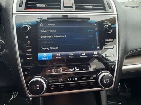 Used 2019 Subaru Outback 2.5i Touring AWD/4WD image 13