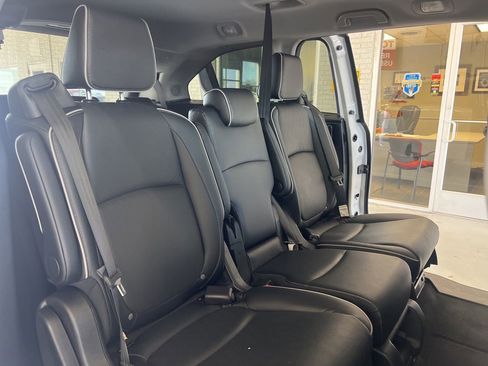 Used 2022 Honda Odyssey Elite image 17