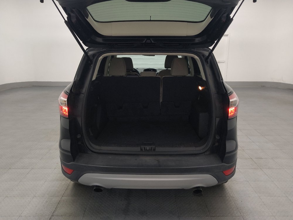 Used 2017 Ford Escape SE FWD image 29