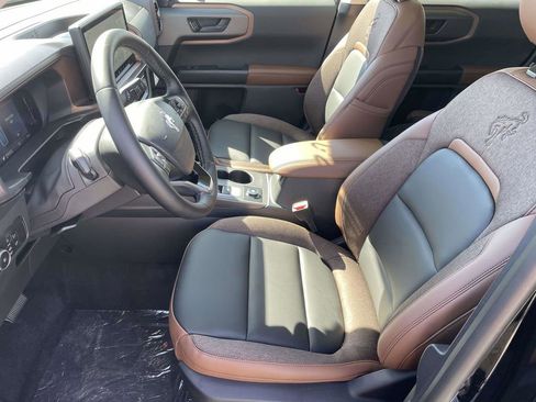 New 2026 Ford Bronco Sport Outer Banks image 12