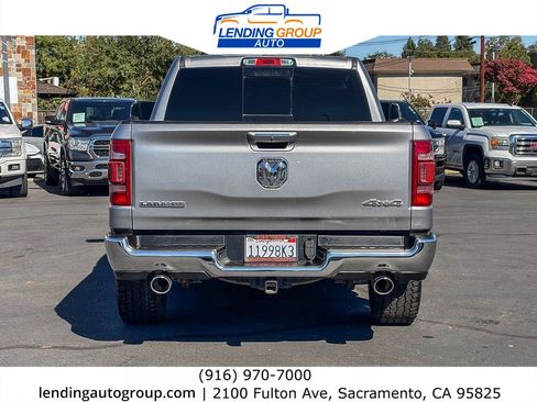 Used 2022 RAM 1500 Laramie AWD/4WD image 3